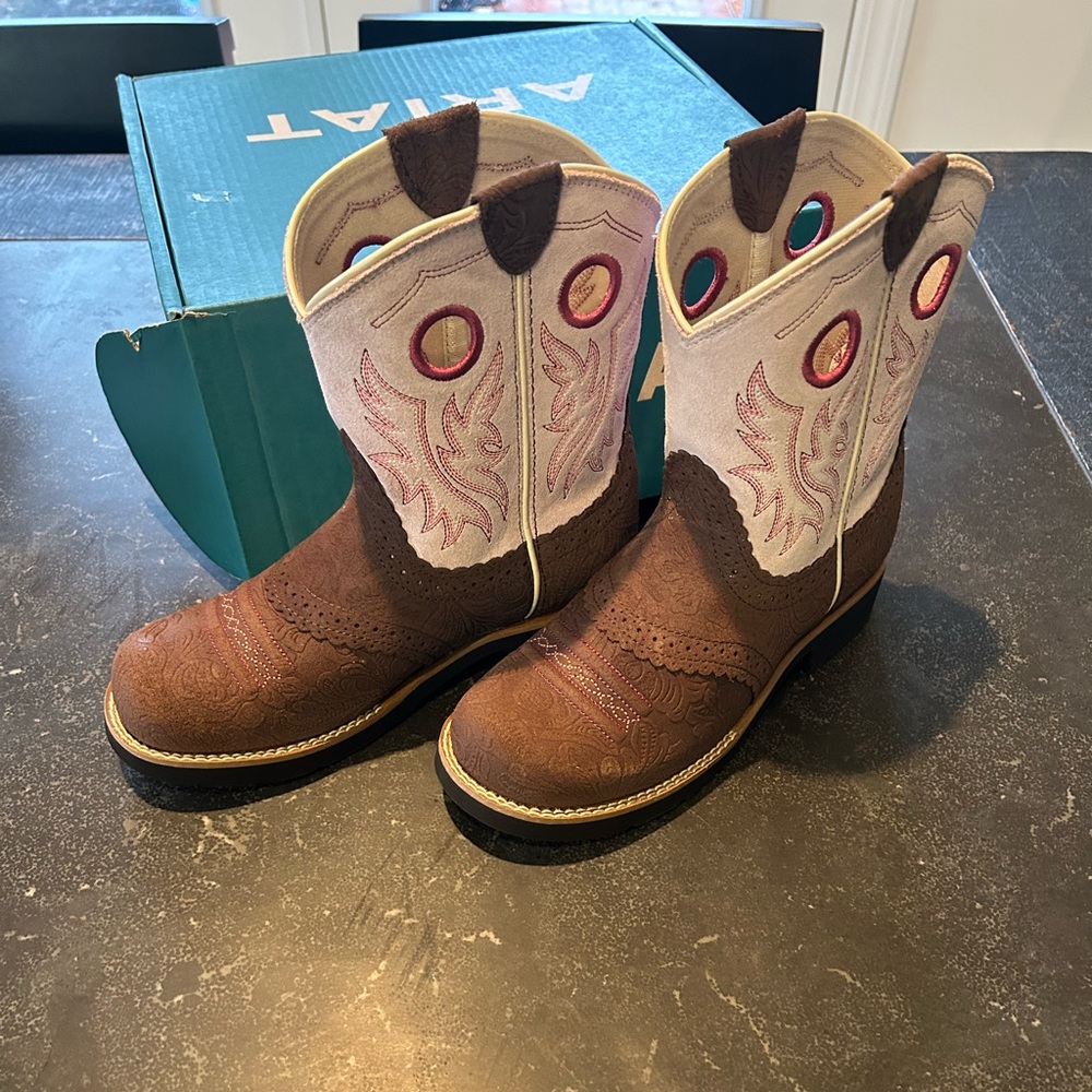 Ariat Girls Fatbaby Cowgirl Boots
